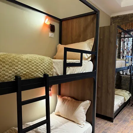 Jolie Center Hostel