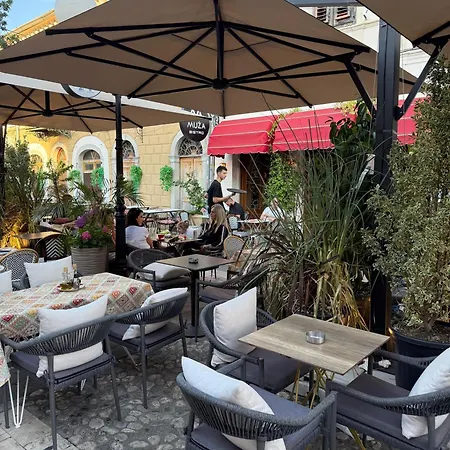 Jolie Center Ostello Shkodër